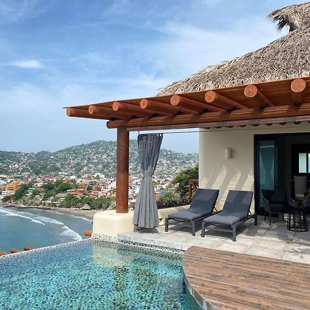 Tentaciones Hotel & Lounge Pool - Adults Only Zihuatanejo Exterior photo